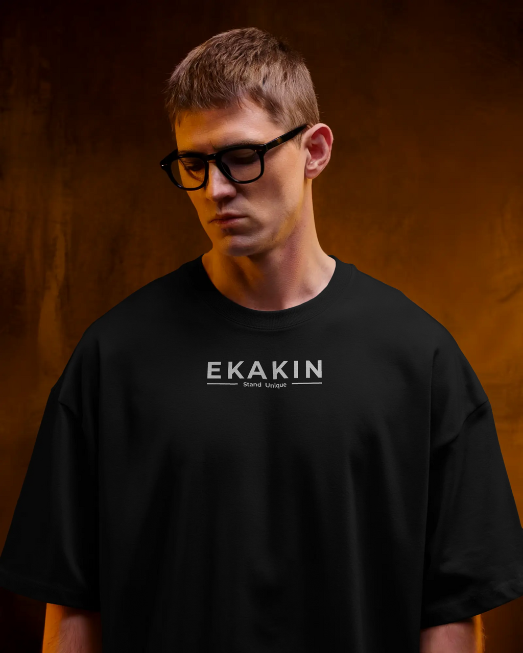 EKAKIN STAND UNIQUE Printed Tees