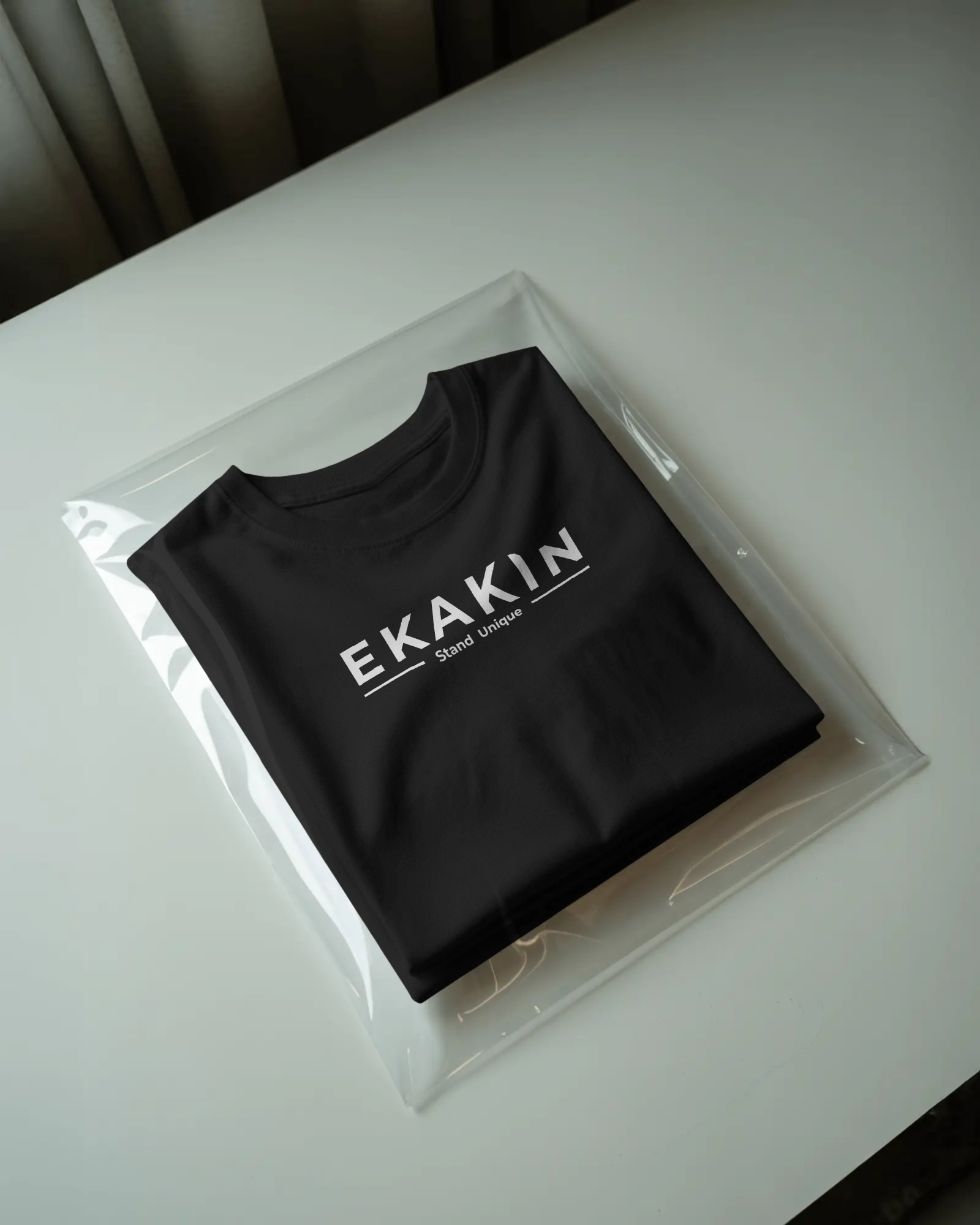 EKAKIN STAND UNIQUE Printed Tees