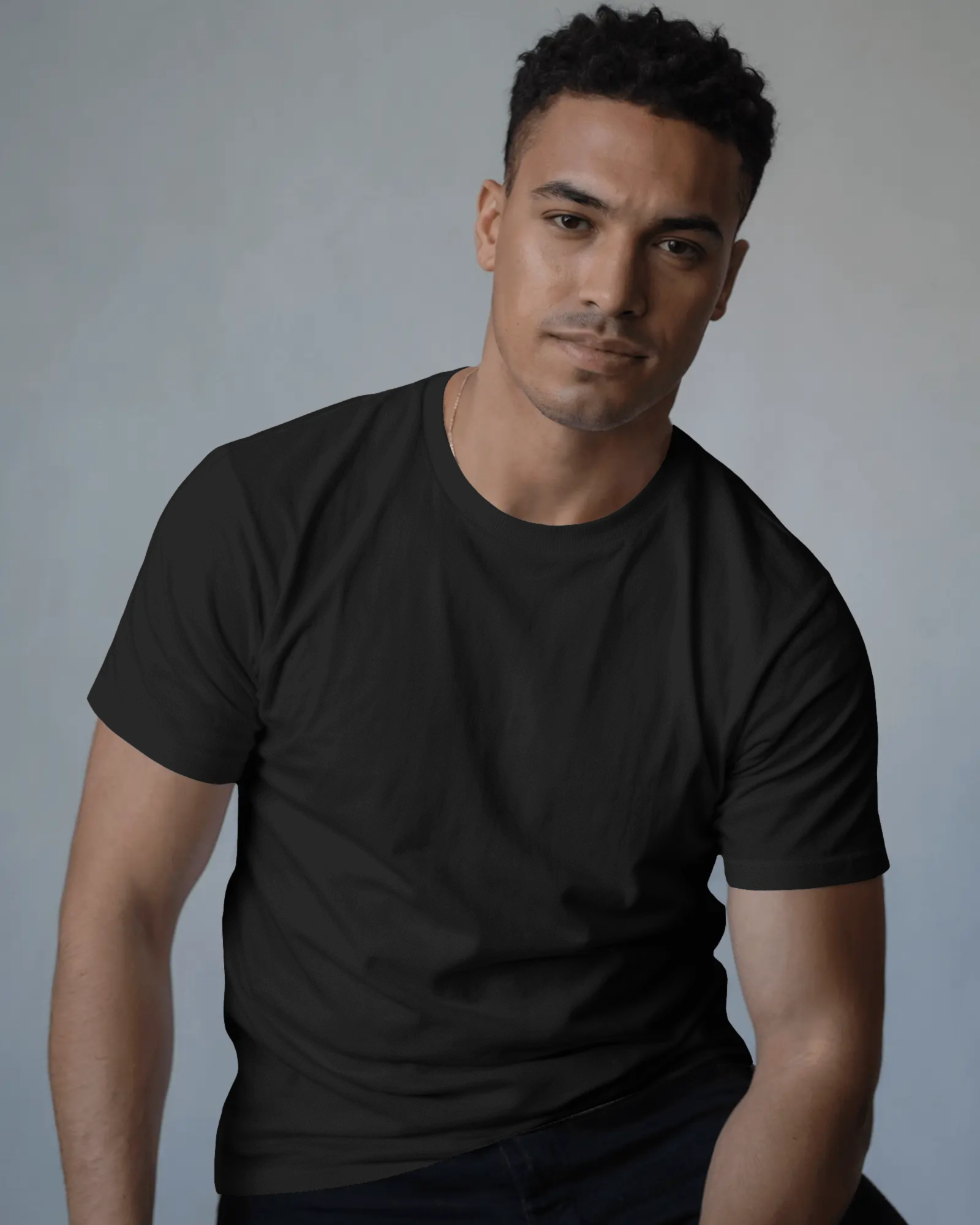 Black Classic Round Neck T-shirt