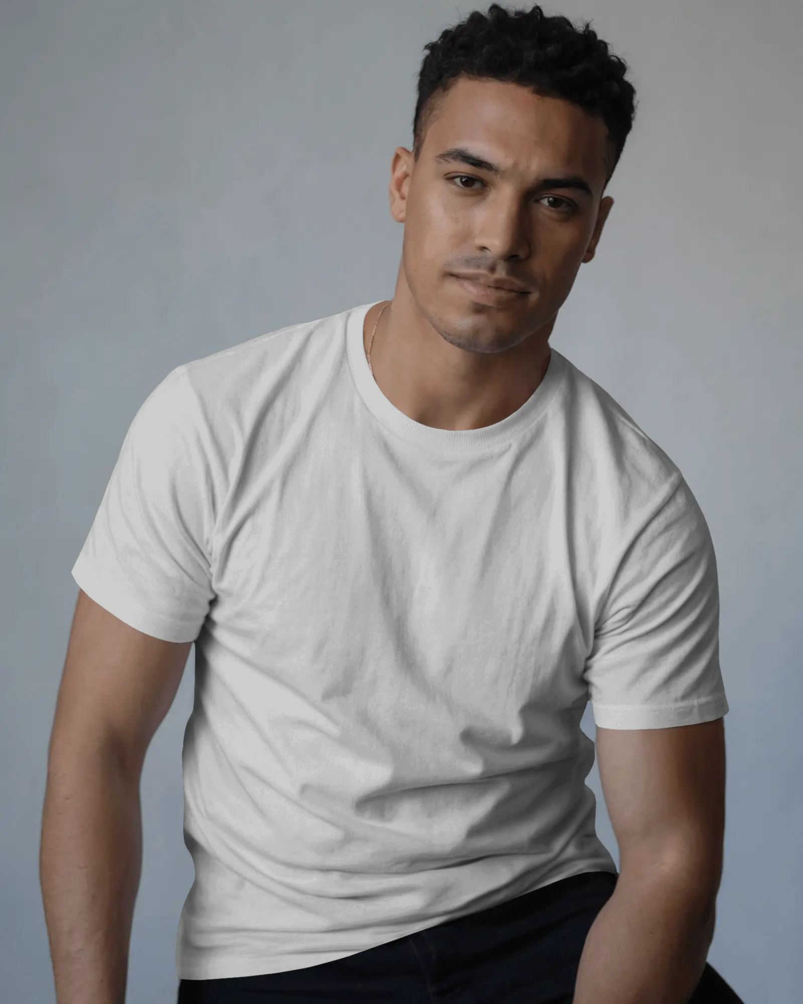 White Classic Round Neck T-shirt